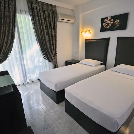 Hotel Ekincik 2* Ekincik