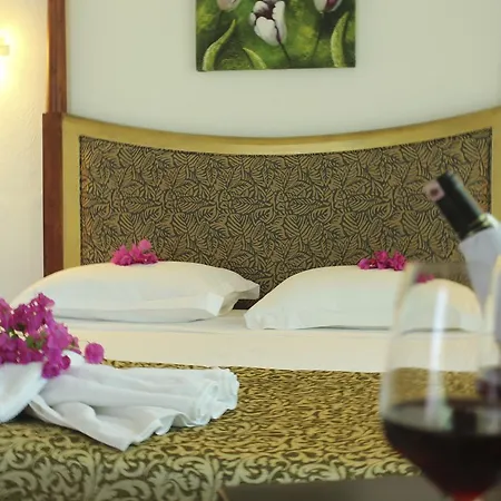 Hotel Ekincik 리조트 Ekincik