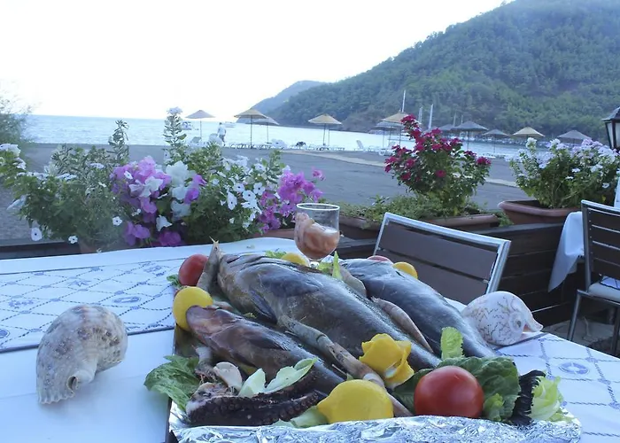 Hotel Ekincik Üdülőközpont 2*